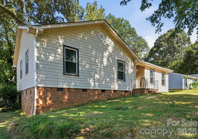 Photo 3 of Single family home for sale at 6301 Dwightware Blvd, Charlotte, NC 28227 | MLS# 4381527 | Listing updated on 2026-10-03