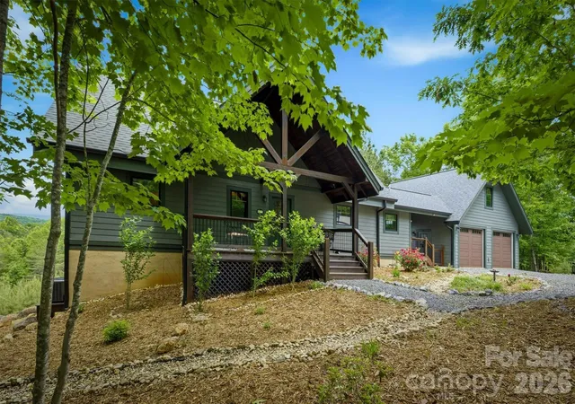 Photo 4 of Single family home for sale at 39 Lakeside Path, Nebo, NC 28761 | MLS# 4381532 | Listing updated on 2026-05-19