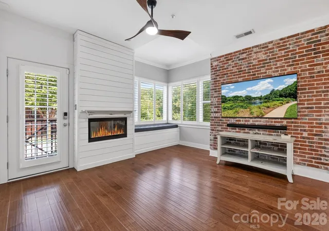 4th image of 262 Harbour Pl Dr #15, Davidson, NC 28036 | MLS# 4381547