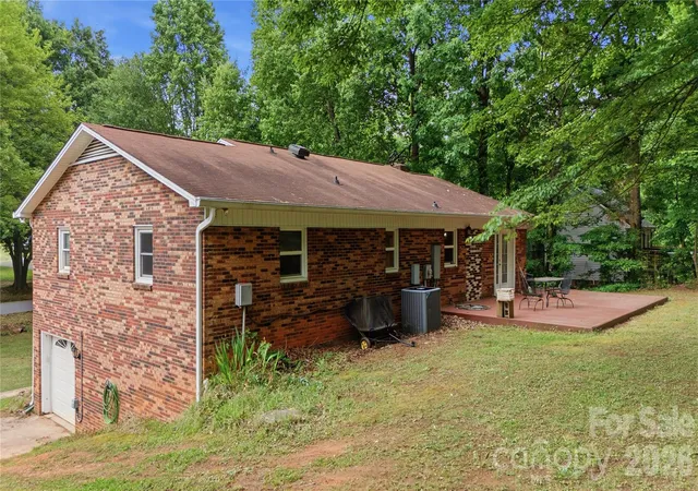 Homes for sale in Denver, NC | 1959 Rock Springs Cir, Denver, NC 28037 | MLS# 4381566
