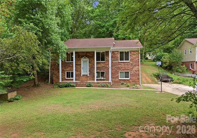 Homes for sale in Denver, NC | 1959 Rock Springs Cir, Denver, NC 28037 | MLS# 4381566