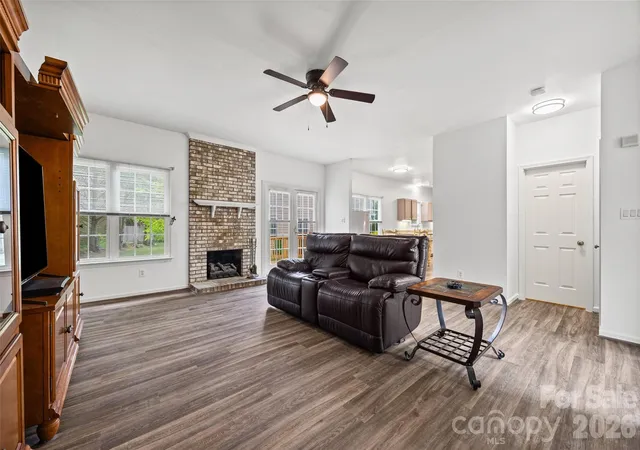 5th image of 13020 Shannon Park Ln, Charlotte, NC 28273 | MLS# 4381571