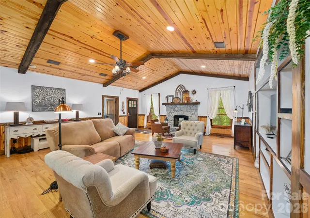 Photo 2 of Single family home for sale at 101 Waterwheel Dr, Greenmountain, NC 28740 | MLS# 4381594 | Listing updated on 2026-07-22