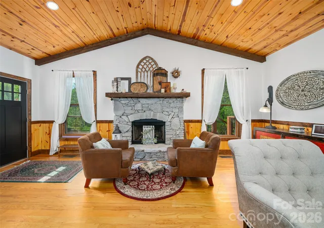Photo 3 of Single family home for sale at 101 Waterwheel Dr, Greenmountain, NC 28740 | MLS# 4381594 | Listing updated on 2026-07-22