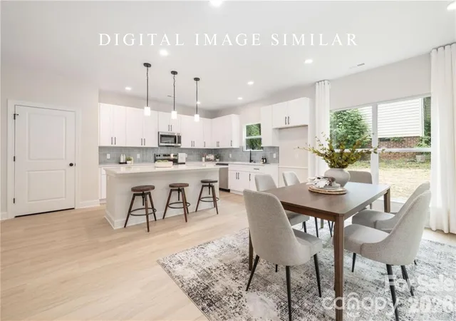 Photo 2 of Single family home for sale at 6633 Terry Ln, Charlotte, NC 28215 | MLS# 4381657 | Listing updated on 2026-09-02