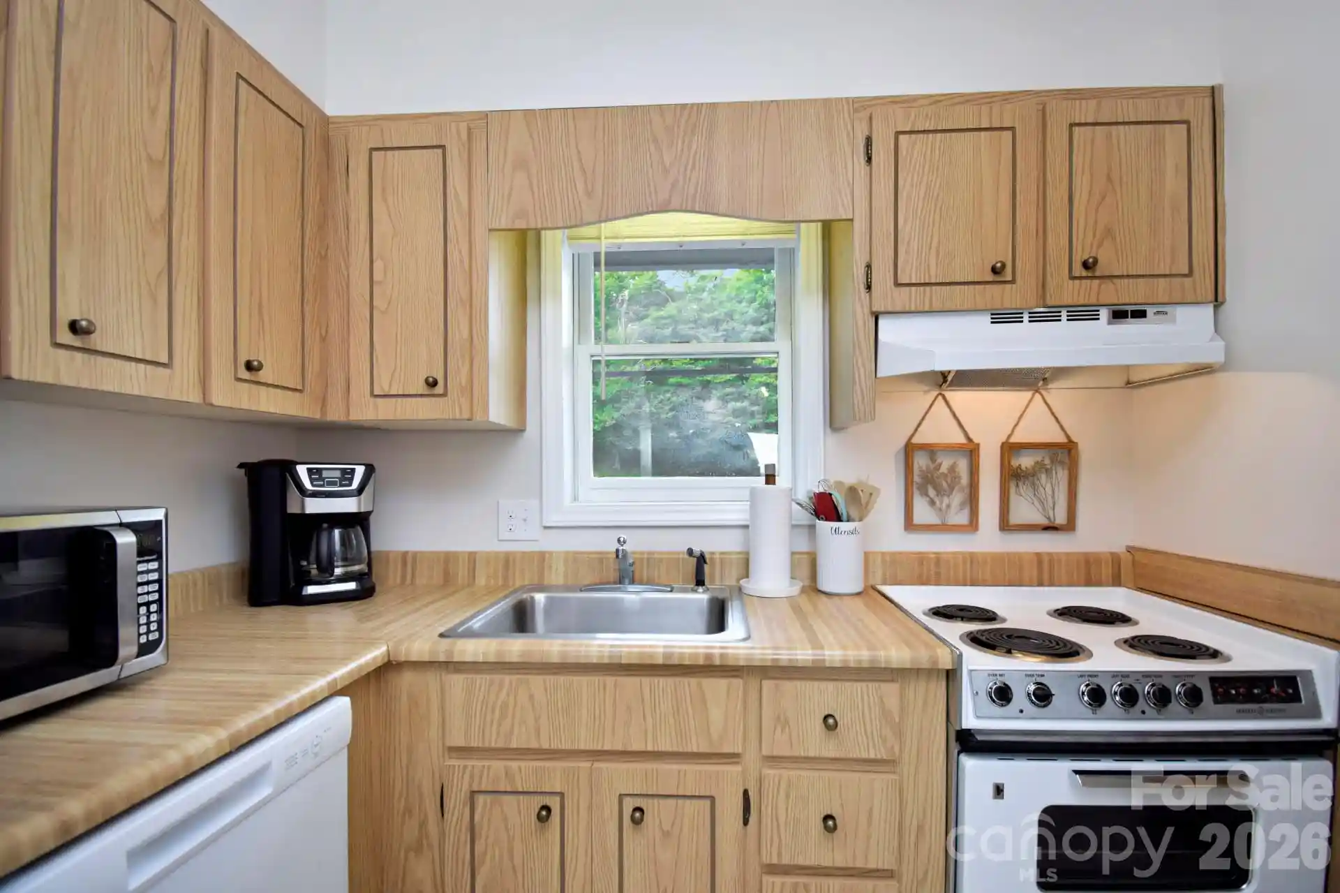 Listing Photo 2 - Condo for sale in 367 Skyleaf Dr located at 367 Skyleaf Dr, Sugar Mountain, NC 28604 - Unit #D15
