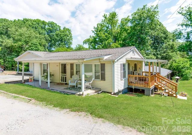 2nd image of 102 Lanier St, Mount Holly, NC 28120 | MLS# 4381690
