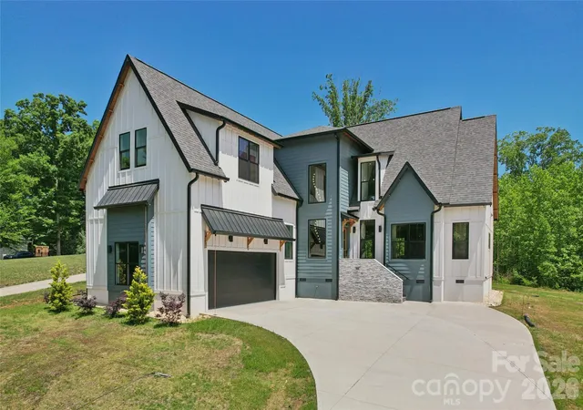 Photo 1 of Single family home for sale at 3078 Mountain Crk Dr, Sherrills Ford, NC 28673 | MLS# 4381698 | Listing updated on 2026-09-02
