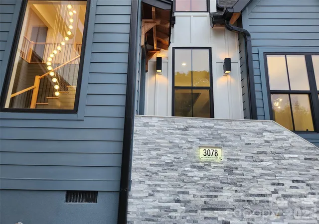 Photo 3 of Single family home for sale at 3078 Mountain Crk Dr, Sherrills Ford, NC 28673 | MLS# 4381698 | Listing updated on 2026-09-02