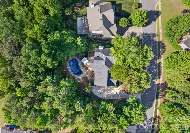 Photo 3 of Single family home for sale at 11117 Tavernay Pkwy, Charlotte, NC 28262 | MLS# 4381756 | Listing updated on 2026-09-26