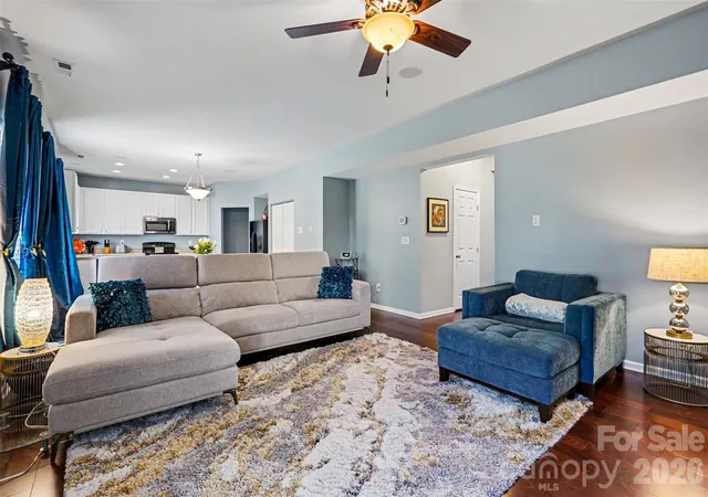 4th image of 3315 Ashley View Dr, Charlotte, NC 28213 | MLS# 4381799