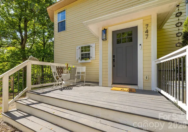5th image of 747 Osborne Rd, Clyde, NC 28721 | MLS# 4381805