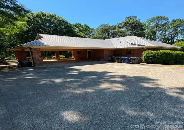 2nd image of 401 Greenway St, Huntersville, NC 28078 | MLS# 4381809