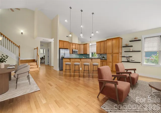 Photo 3 of Townhouse for sale at 3 Holland Mountain View, Asheville, NC 28804 | MLS# 4381829 | Listing updated on 2026-10-03