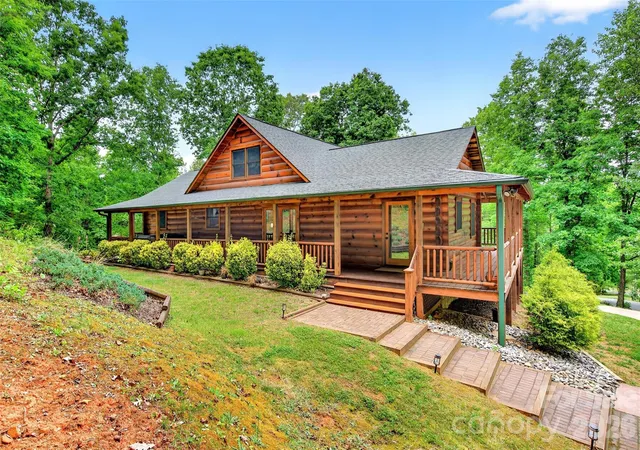 Homes for sale in Marion, NC | 34 Waterfall Dr, Marion, NC 28752 | MLS# 4381910
