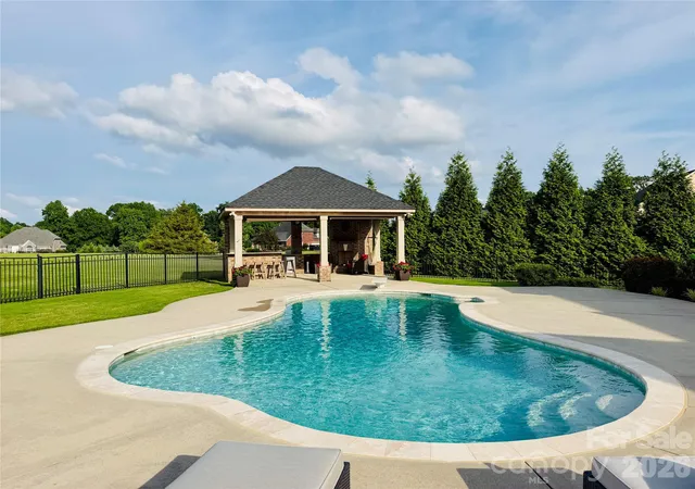 Photo 2 of Sale Pending at 4917 Campobello Dr, Monroe, NC 28110 | MLS# 4381993 | Listing updated on 2026-08-26