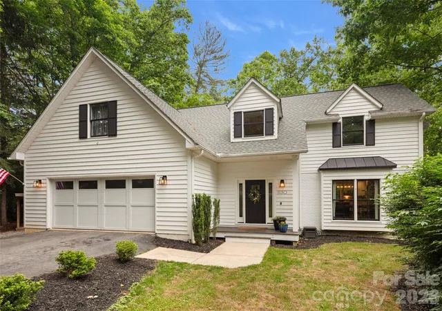 1st image of 1130 New Castle Ct, Asheville, NC 28803 | MLS# 4381997
