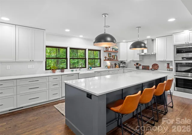 5th image of 1130 New Castle Ct, Asheville, NC 28803 | MLS# 4381997