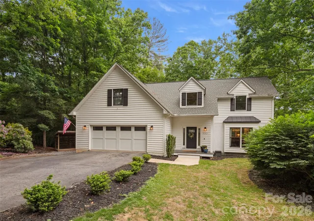 35th image of 1130 New Castle Ct, Asheville, NC 28803 | MLS# 4381997