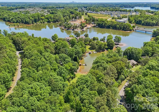 6th image of 0 Catawba Cove Dr, Belmont, NC 28012 | MLS# 4382024