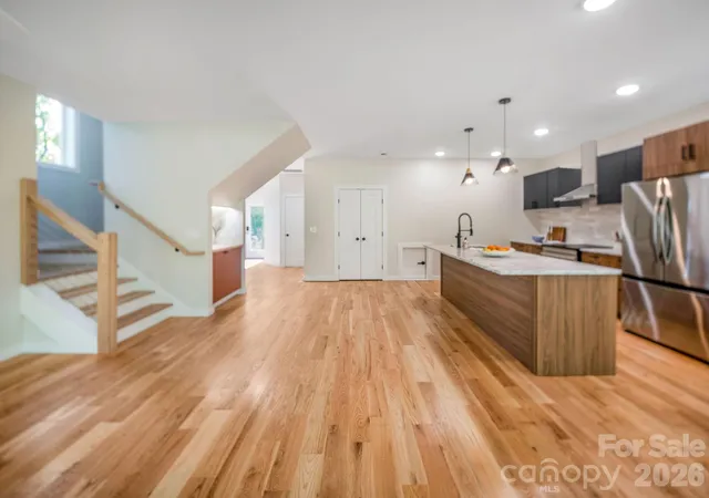4th image of 14 Da Vinci Ct, Asheville, NC 28806 | MLS# 4382052