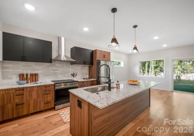3rd image of 14 Da Vinci Ct, Asheville, NC 28806 | MLS# 4382052