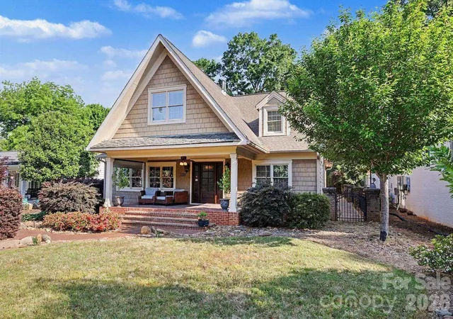 Photo 1 of Single family home for sale at 2215 Hassell Pl, Charlotte, NC 28209 | MLS# 4382060 | Listing updated on 2026-09-16