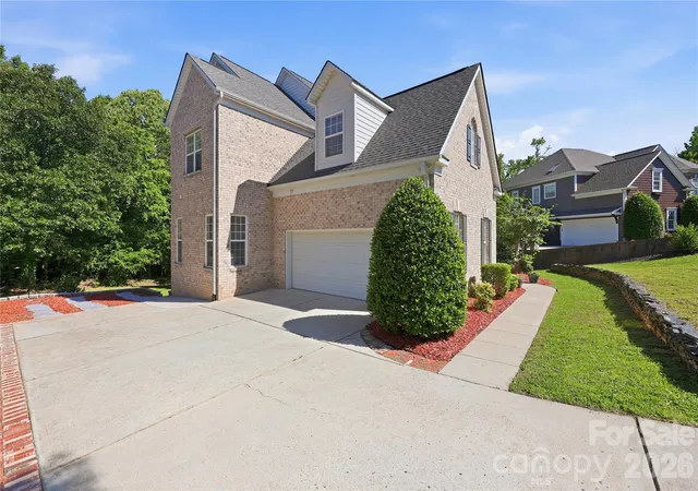 Photo 3 of Single family home for sale at 4206 Barons Ct, Harrisburg, NC 28075 | MLS# 4382064 | Listing updated on 2026-08-26