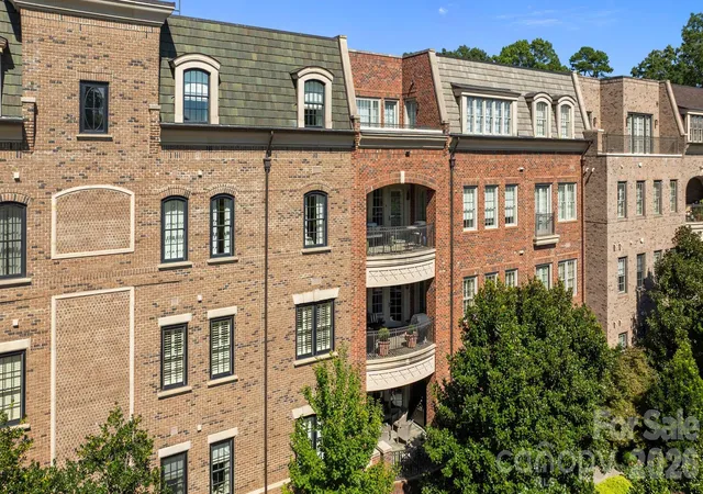 2nd image of 168 Cherokee Rd, Charlotte, NC 28207