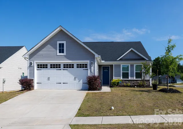 Homes for sale in Lancaster, SC | 329 Damask Dr, Lancaster, SC 29720 | MLS# 4382139