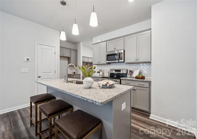 5th image of 6558 Harlech St, Charlotte, NC 28269 | MLS# 4382143