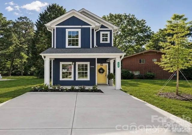 1st image of 2406 Newland Rd, Charlotte, NC 28216 | MLS# 4382166