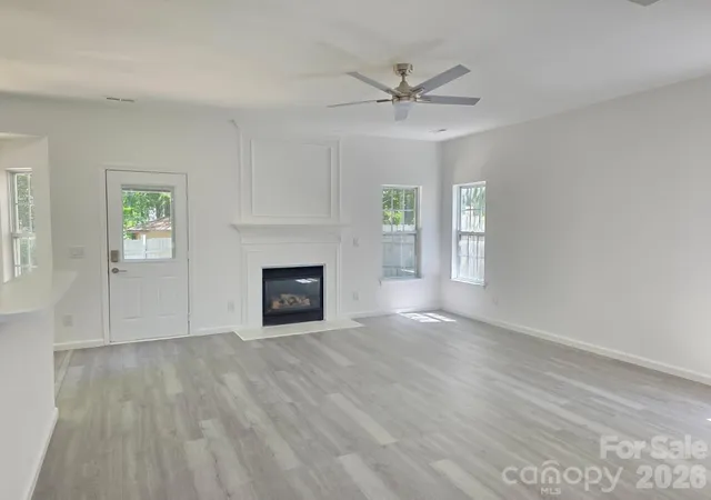 Homes for sale in Charlotte, NC | 10317 Stoneykirk Ln, Charlotte, NC 28269 | MLS# 4382179