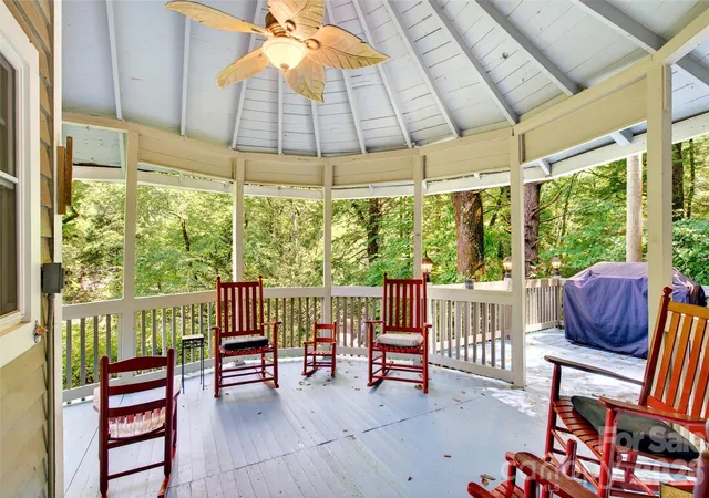 Photo 4 of Single family home for sale at 238 Texas Spur Rd, Black Mountain, NC | MLS# 4382186 | Listing updated on 2026-08-25