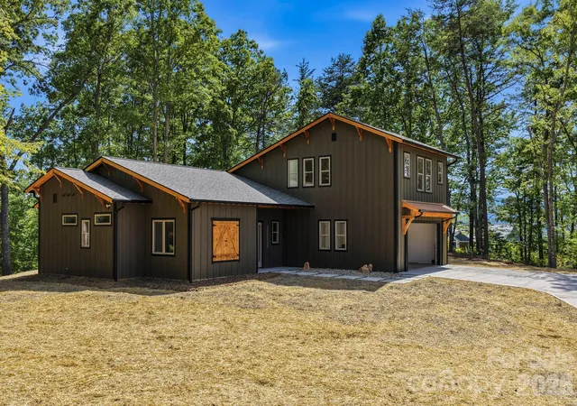 2nd image of 121 Deer Jump Trl, Lake Lure, NC 28746 | MLS# 4382194