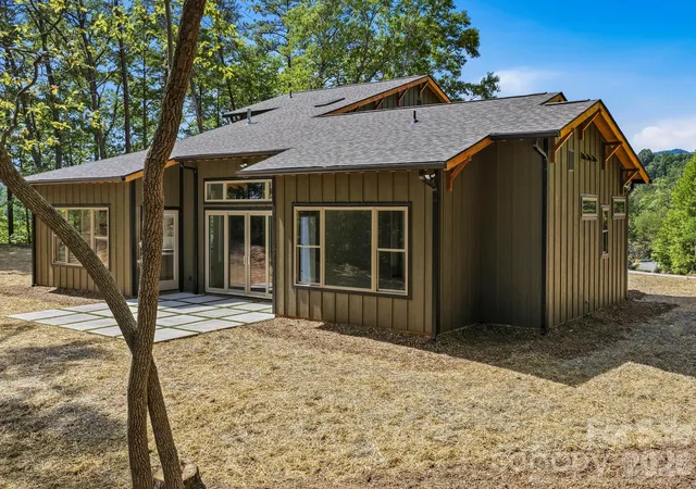 3rd image of 121 Deer Jump Trl, Lake Lure, NC 28746 | MLS# 4382194