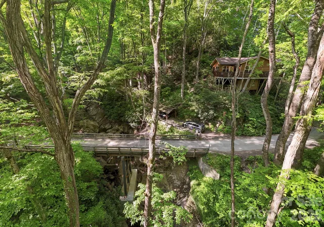 3rd image of 500 Winter Star Rd, Burnsville, NC 28714 | MLS# 4382216