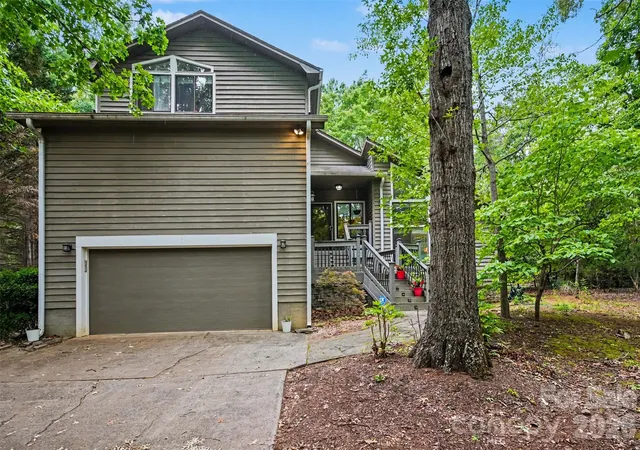 3rd image of 14522 Harbor Estate Rd, Charlotte, NC 28278 | MLS# 4382259