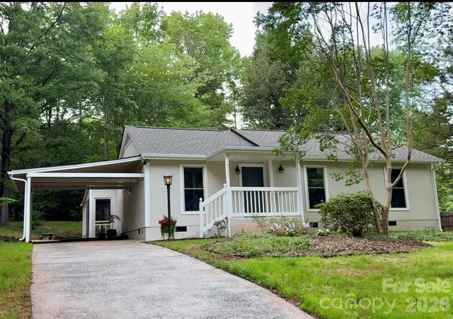2nd image of 6921 Kirkcaldy Ln, Mint Hill, NC 28227 | MLS# 4382265