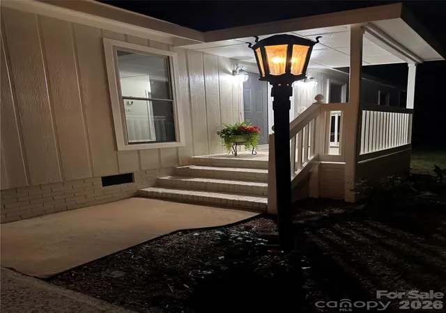 3rd image of 6921 Kirkcaldy Ln, Mint Hill, NC 28227 | MLS# 4382265