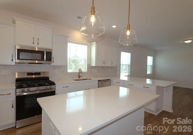 Photo 4 of Single family home for sale at 1414 Bucknell St, Wingate, NC 28174 | MLS# 4382345 | Listing updated on 2026-10-07