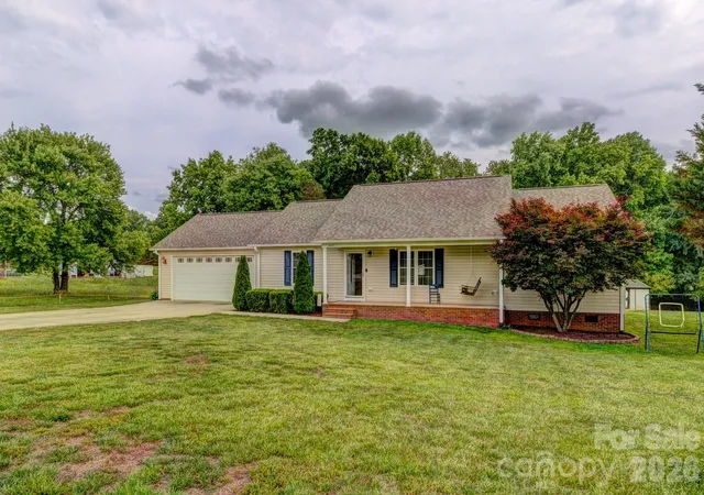 Homes for sale in Crouse, NC | 4671 Garys Pl, Crouse, NC 28033 | MLS# 4382360