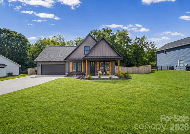 Photo 2 of Single family home for sale at 27698 Taylor Ln, Albemarle, NC 28001 | MLS# 4382377 | Listing updated on 2026-10-12