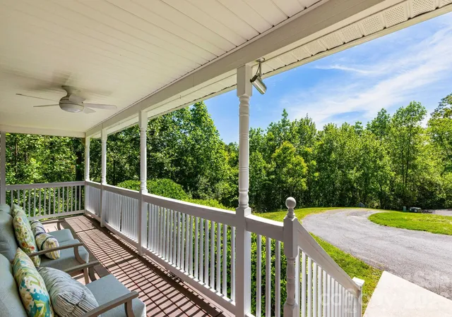 Homes for sale in Leicester, NC | 215 Butternut Ln, Leicester, NC 28748 | MLS# 4382382