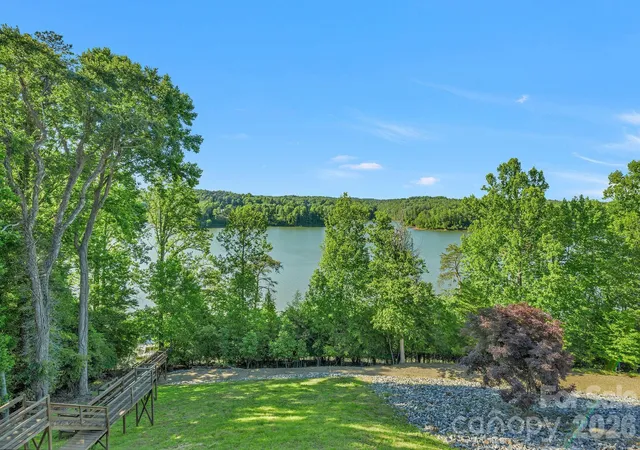 Photo 46 of Single family home for sale at 318 Heron Point Dr, Wilkesboro, NC 28697 | MLS# 4382408 | Listing updated on 2026-08-27