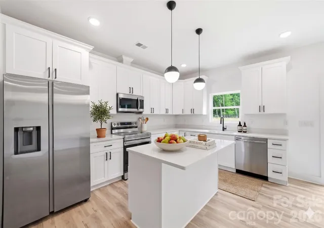 Photo 1 of Single family home for sale at 3272 Fairview Dr, Gastonia, NC 28052 | MLS# 4382427 | Listing updated on 2026-10-30