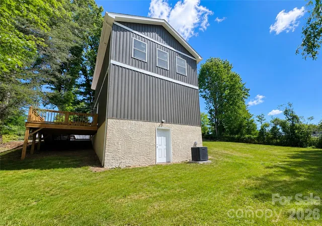 Homes for sale in Granite Falls, NC | 1135 Apple Ln, Granite Falls, NC 28630 | MLS# 4382438