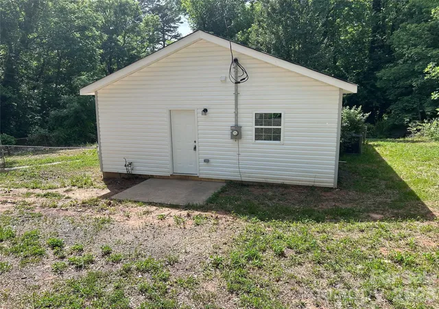3rd image of 1204 Iva Ave, Gastonia, NC 28052 | MLS# 4382471