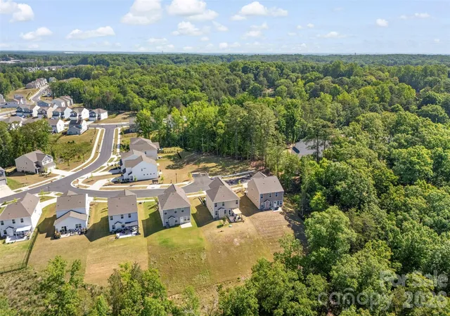 25th image of 13016 Lannister Dr, Charlotte, NC 28278 | MLS# 4382497