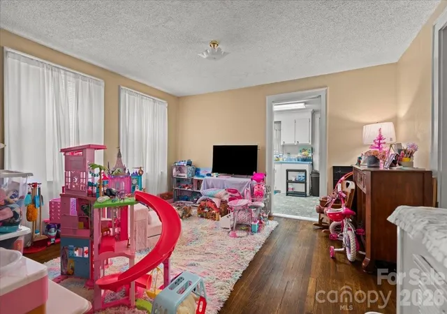 Listing Photo 2 - Condo for sale in building located at 501 Church St, Cheraw, SC 29520 - Unit #